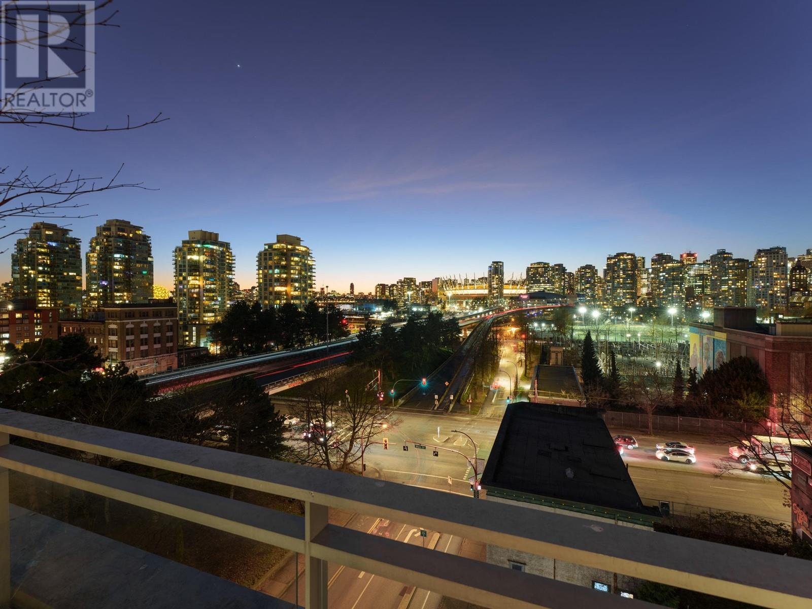 Listing Picture 26 of 32 : 801 221 UNION STREET, Vancouver / 溫哥華 - 魯藝地產 Yvonne Lu Group - MLS Medallion Club Member