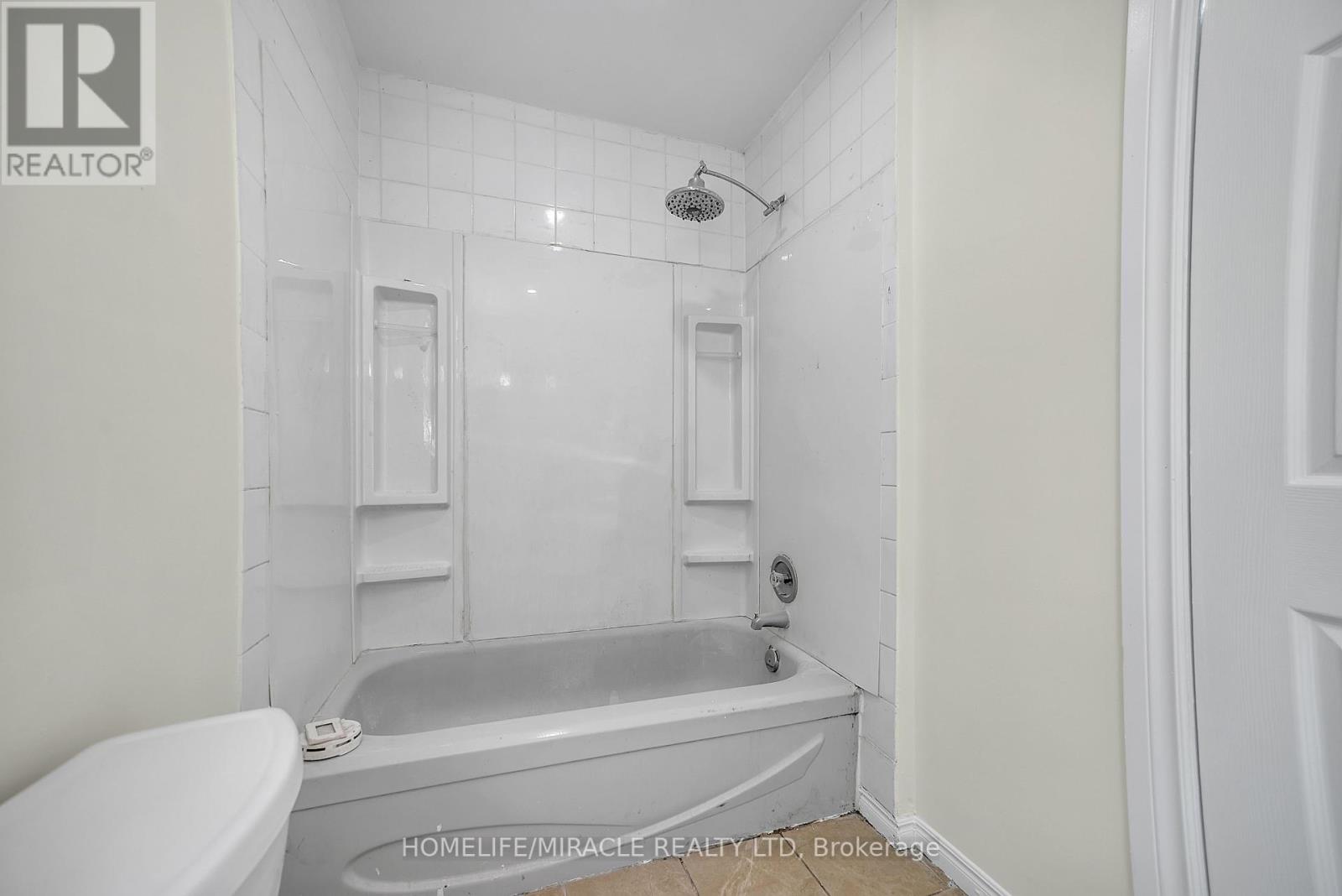 35 Bridge Street W, Belleville, Ontario  K8P 1H9 - Photo 24 - X12139426