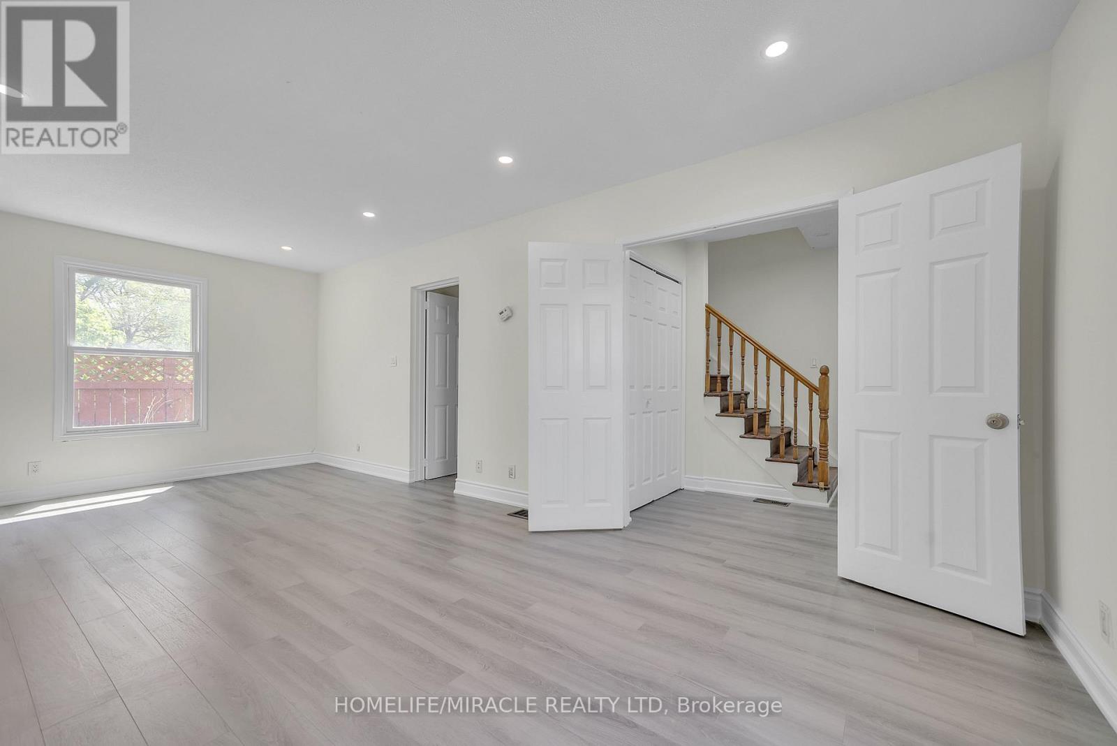 35 Bridge Street W, Belleville, Ontario  K8P 1H9 - Photo 7 - X12139426