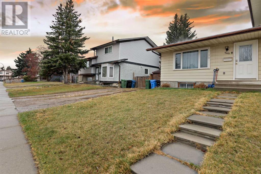 Property at 565 ABOYNE Crescent NE image 3