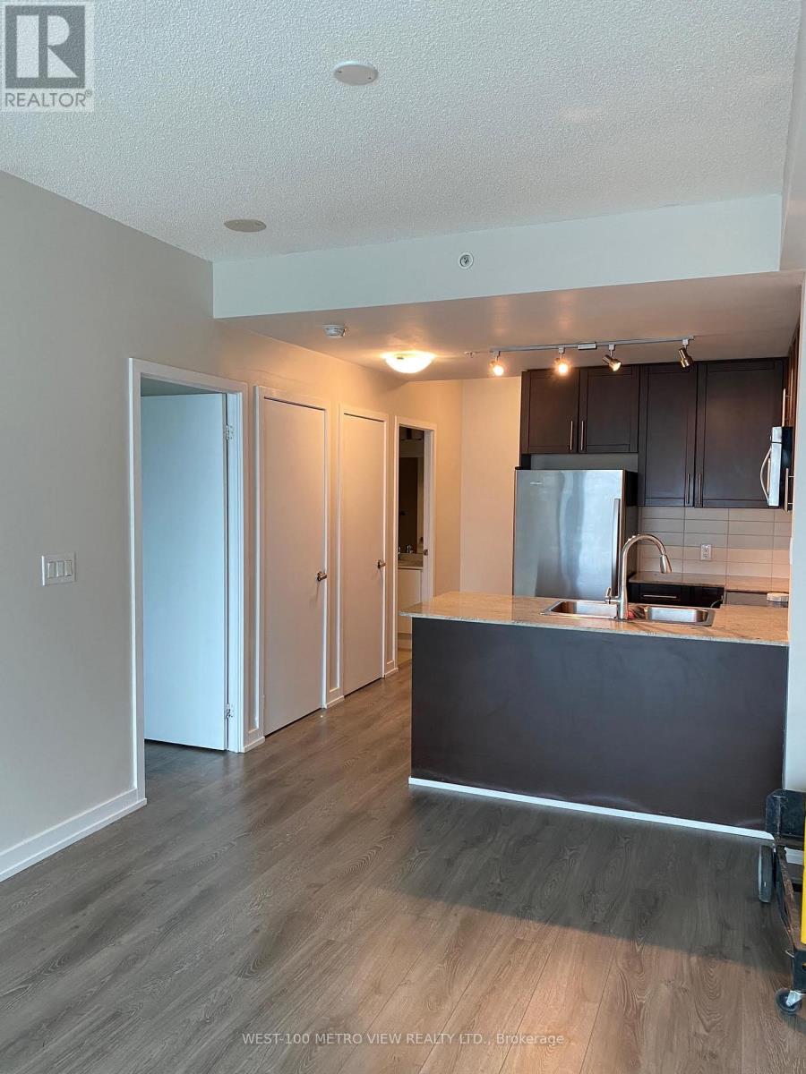 1512 - 3985 Grand Park Drive, Mississauga, Ontario  L5B 0H8 - Photo 2 - W12140464