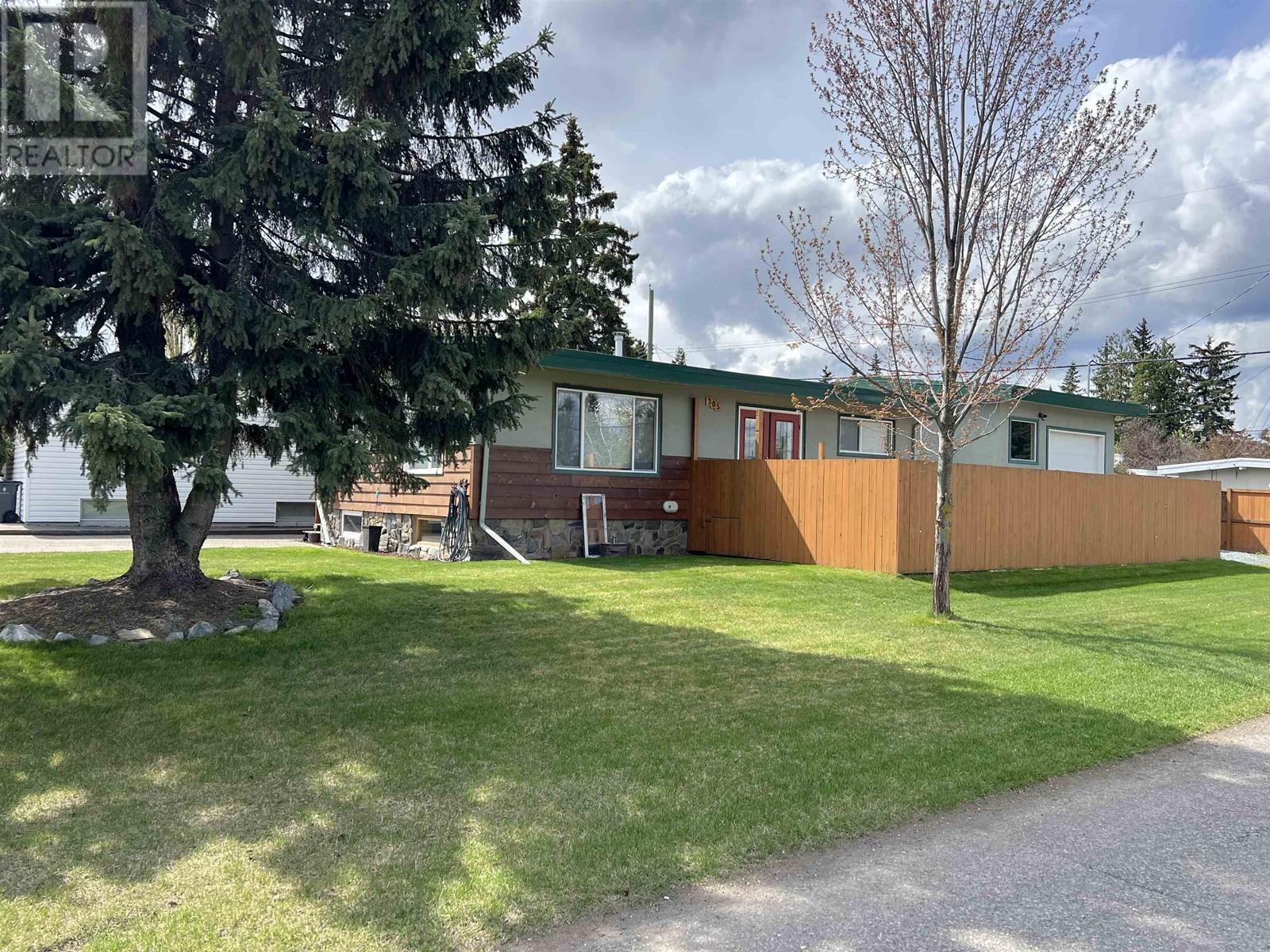 Property at 305 S KELLY STREET image 1