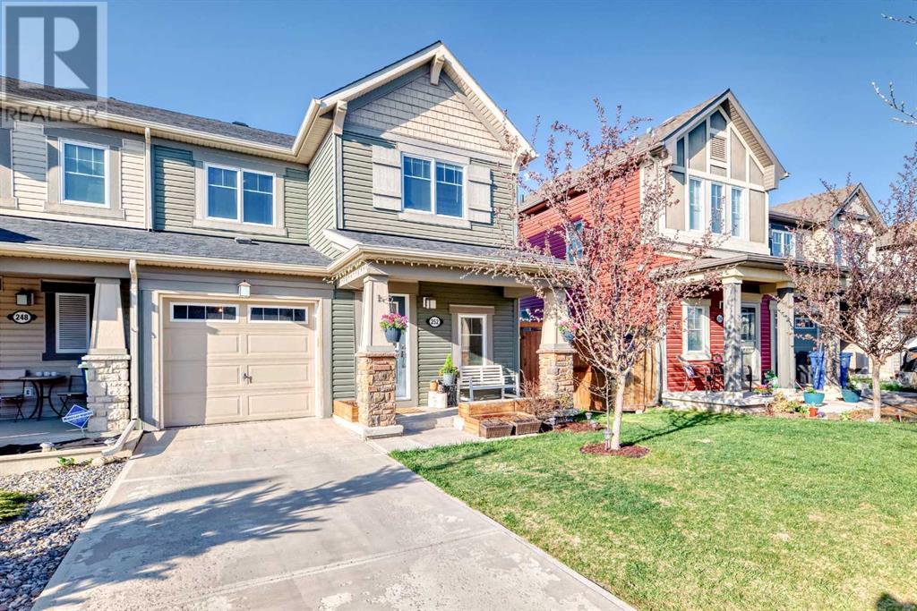 Property at 252 Viewpointe Terrace image 1
