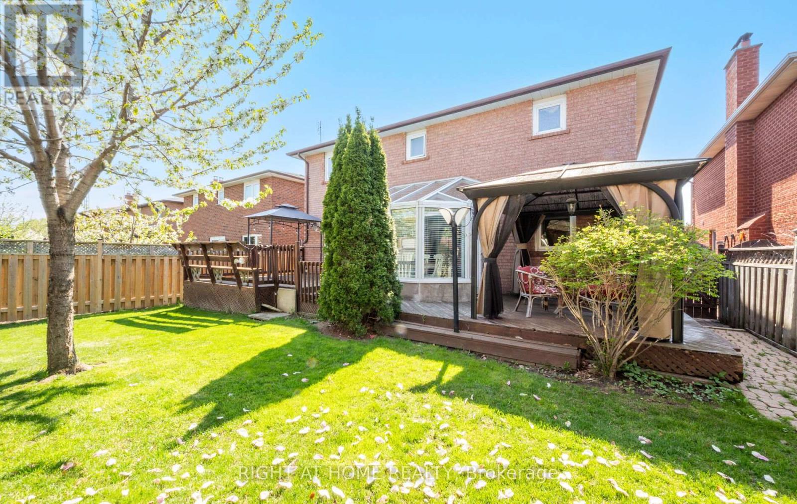 70 Gardner Place, Vaughan, Ontario  L6A 1C2 - Photo 37 - N12135807