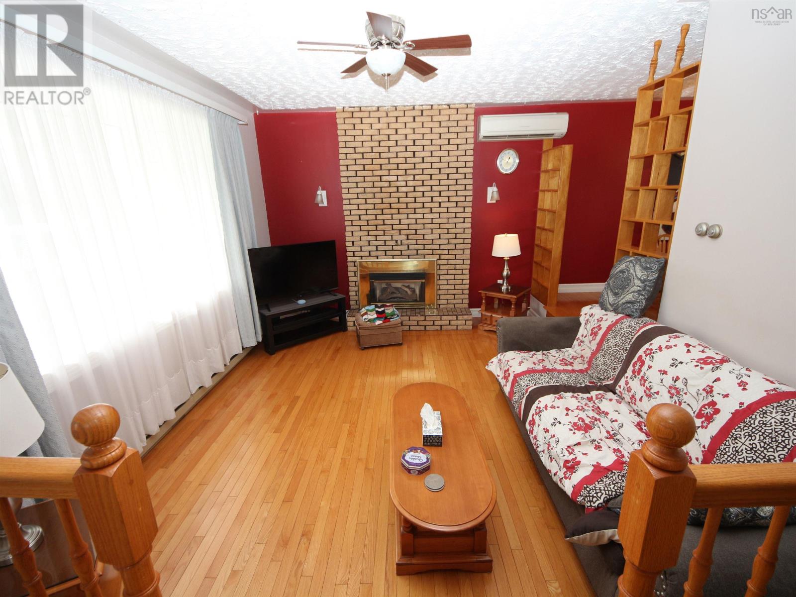 Property at 9 Kipling Drive image 4