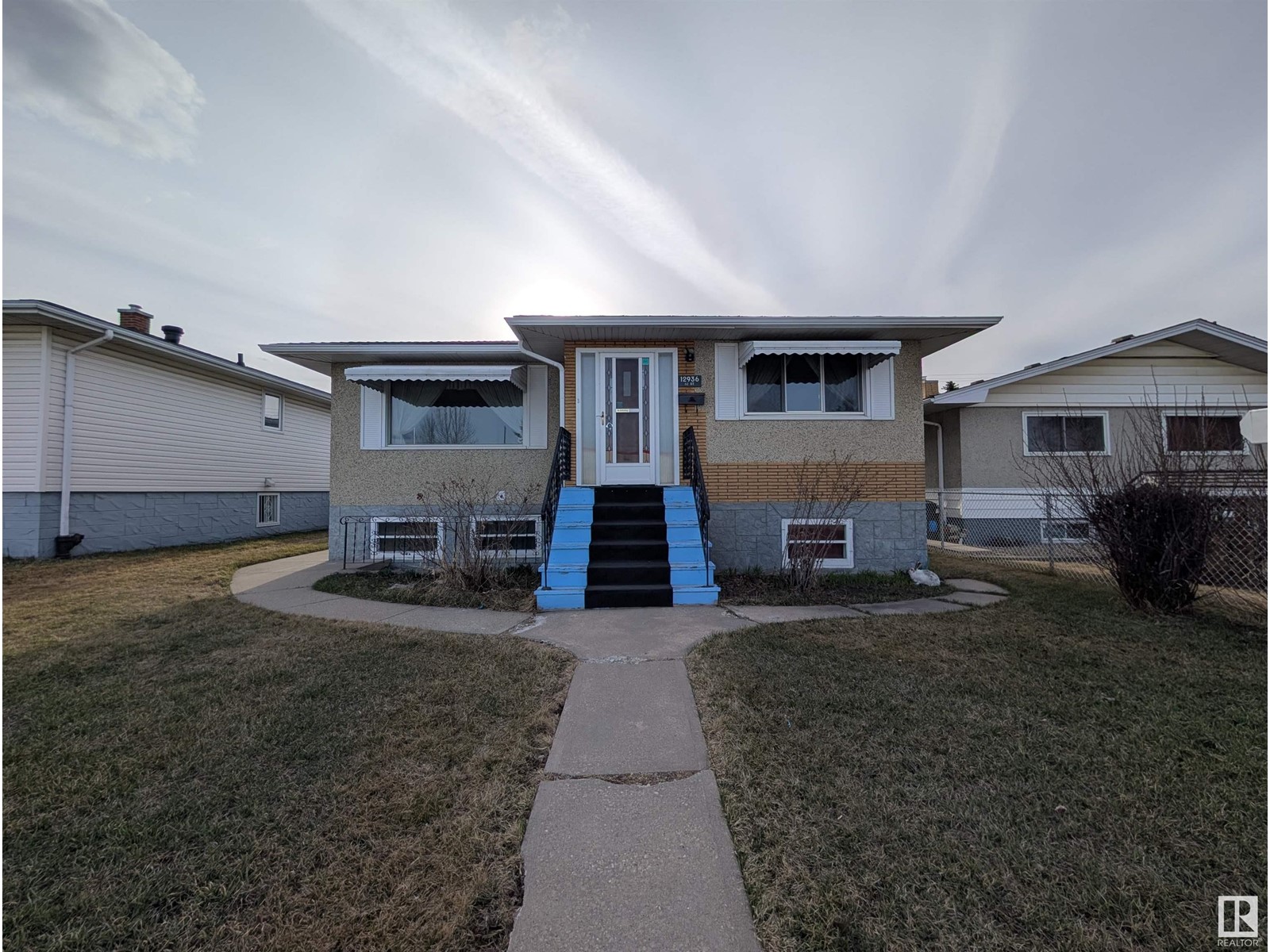 Property at 12936 62 ST NW image 1