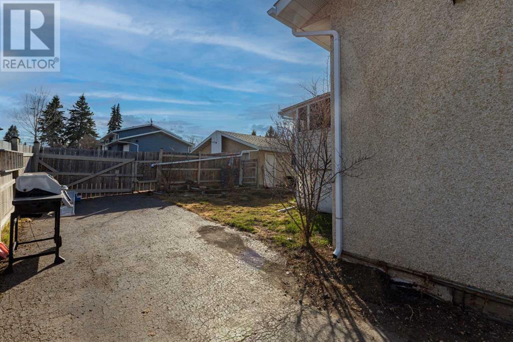 141 Rosslyn Street, Fort Mcmurray, Alberta  T9H 2Y1 - Photo 20 - A2215340