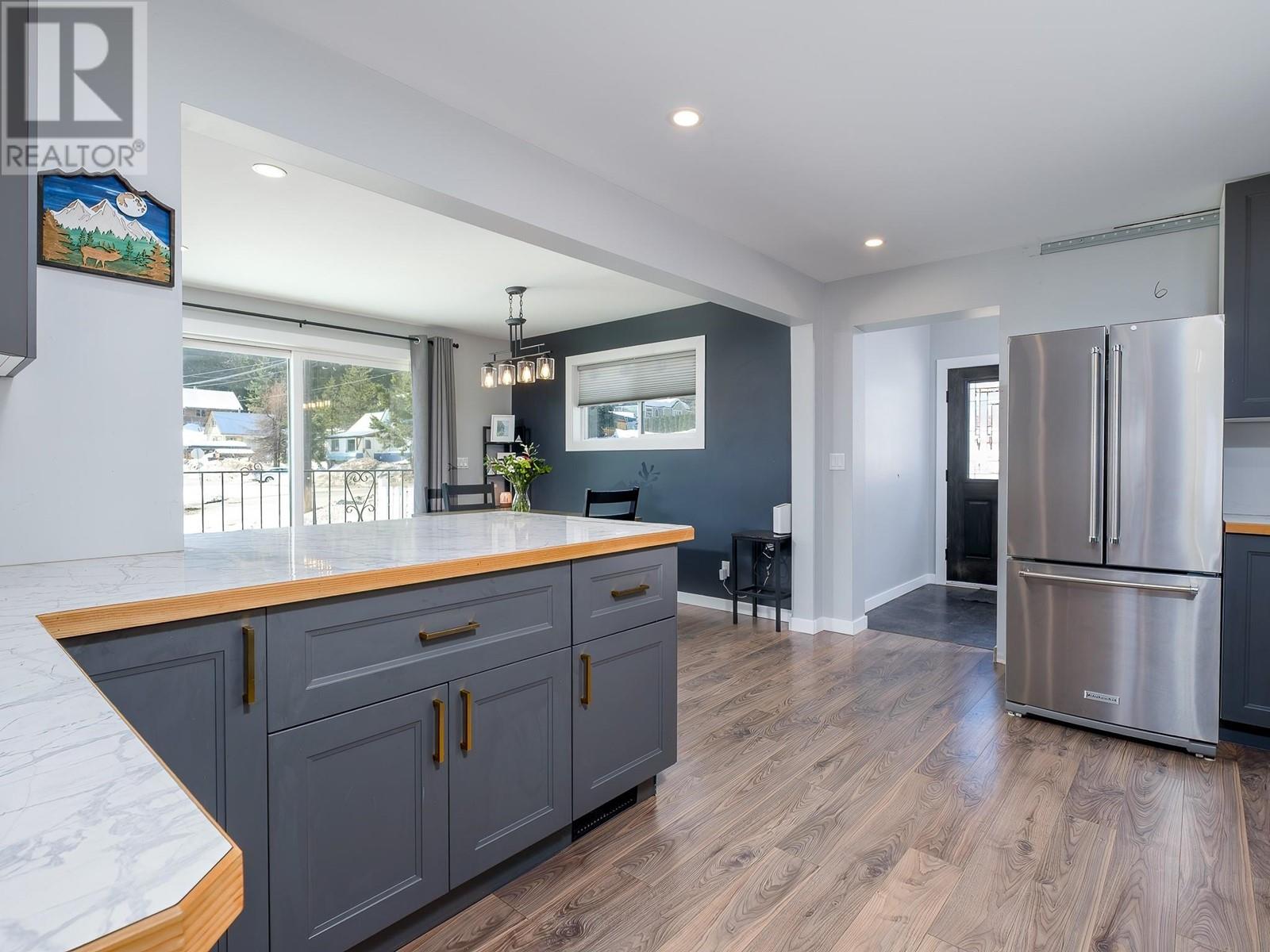 1740 Nevada Street, Rossland, British Columbia  V0G 1Y0 - Photo 15 - 10339934