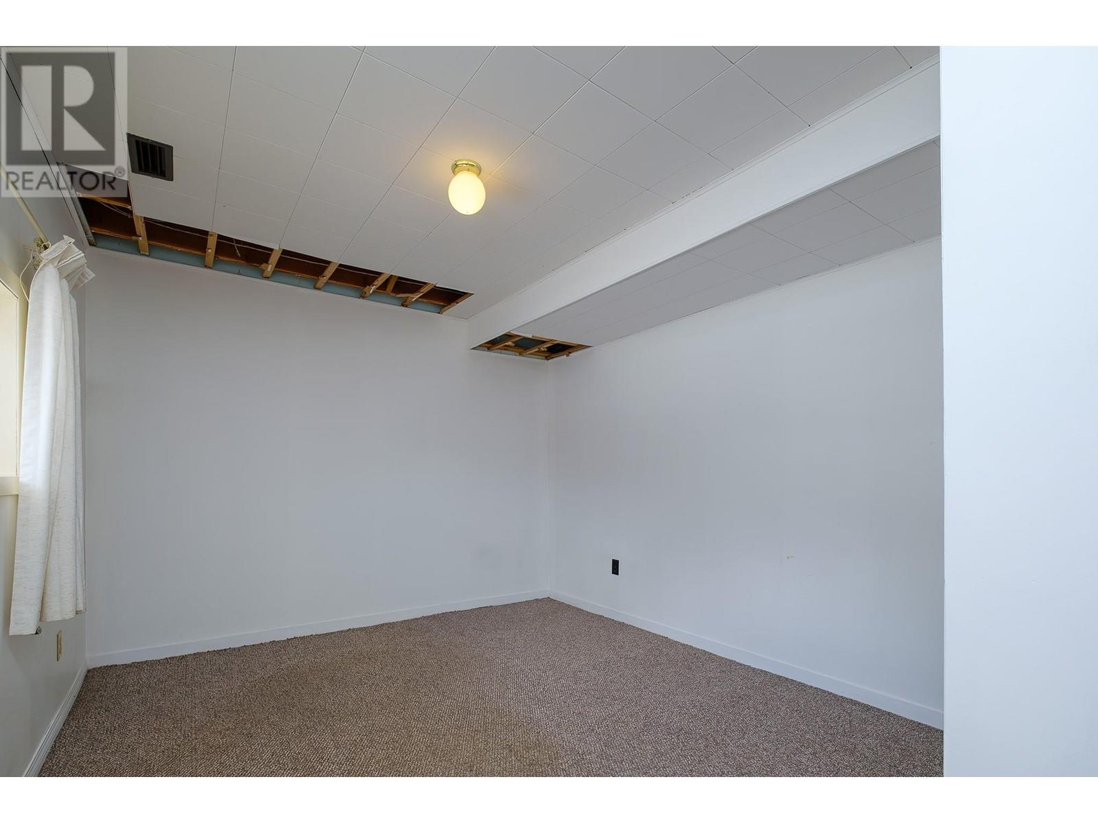 1740 Nevada Street, Rossland, British Columbia  V0G 1Y0 - Photo 27 - 10339934