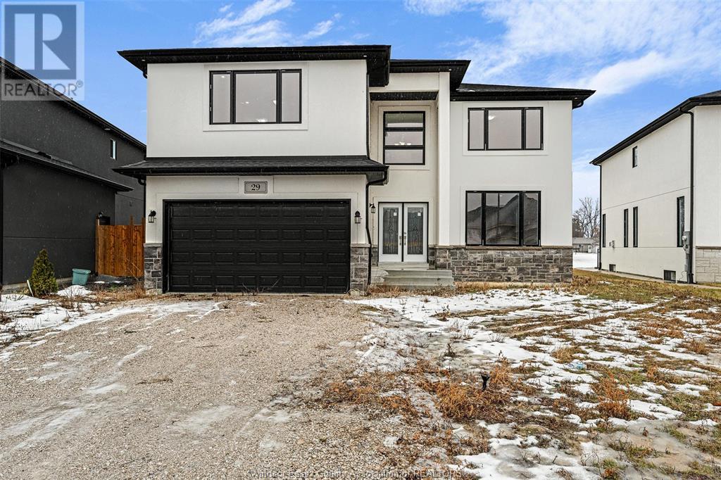 MLS# 25011746: 29 Kingsbridge Drive, Amherstburg, Canada