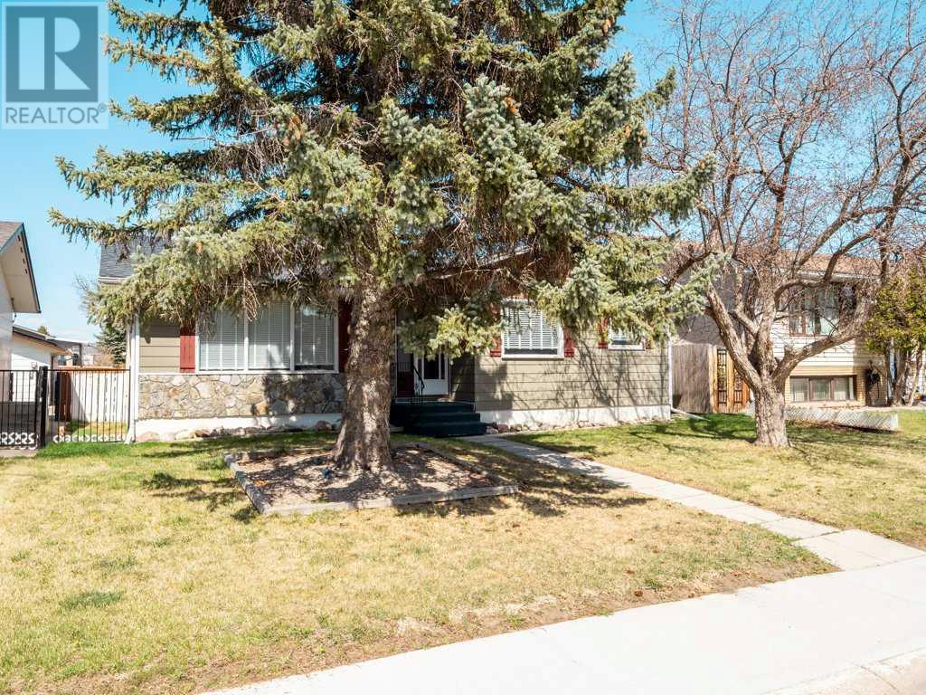 Property at 3605 22 Avenue S image 3