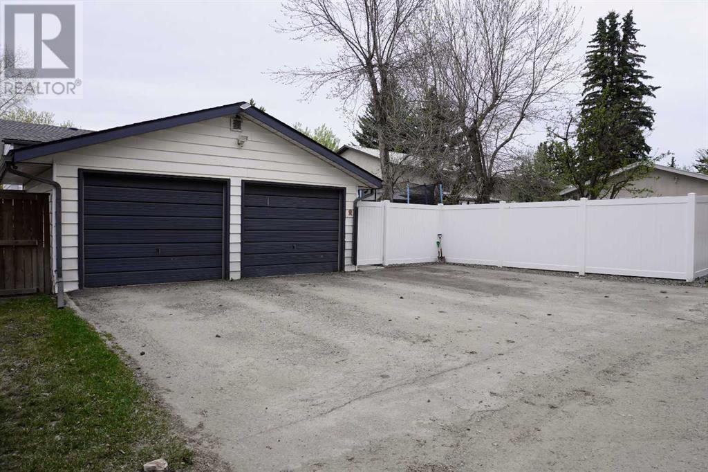 57 Nagel Avenue, Red Deer, Alberta  T4P 1N7 - Photo 33 - A2219552