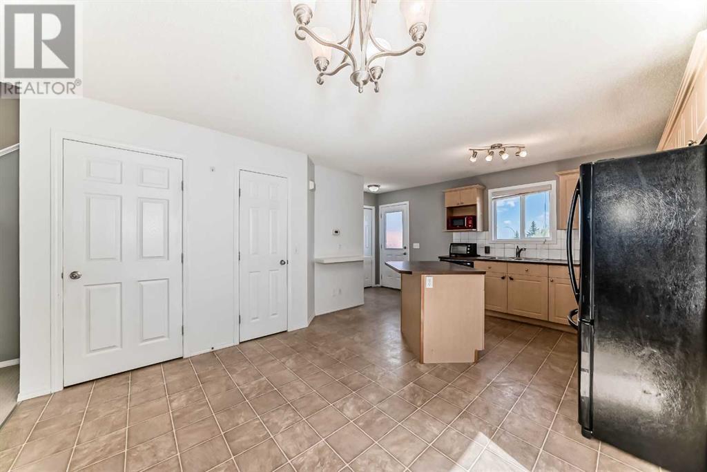 506 Everridge Drive Sw, Calgary, Alberta  T2Y 5E5 - Photo 8 - A2219853
