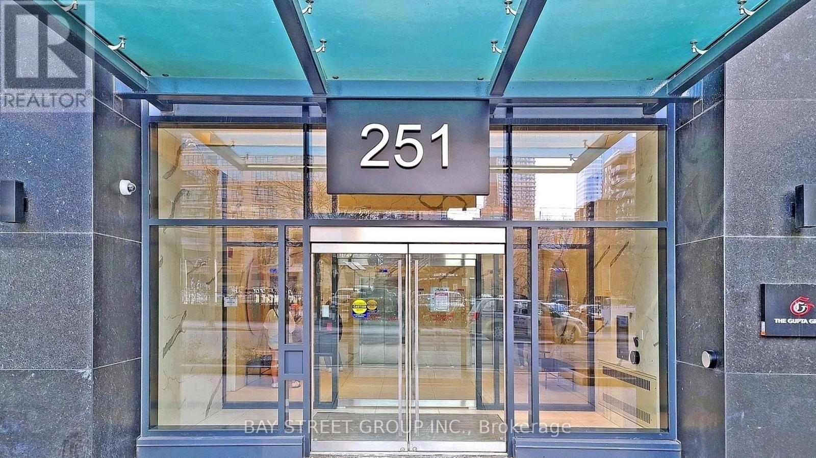 1218 - 251 Jarvis Street, Toronto, Ontario  M5B 0C3 - Photo 4 - C12140501