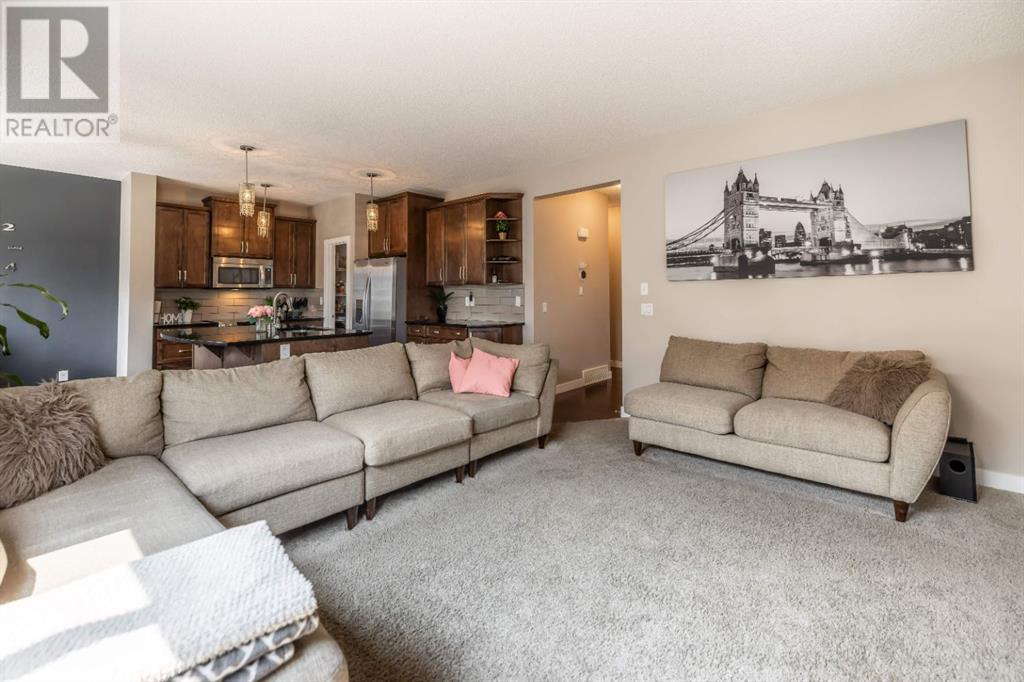 1362 Bayside Drive Sw, Airdrie, Alberta  T4B 3W8 - Photo 17 - A2194313