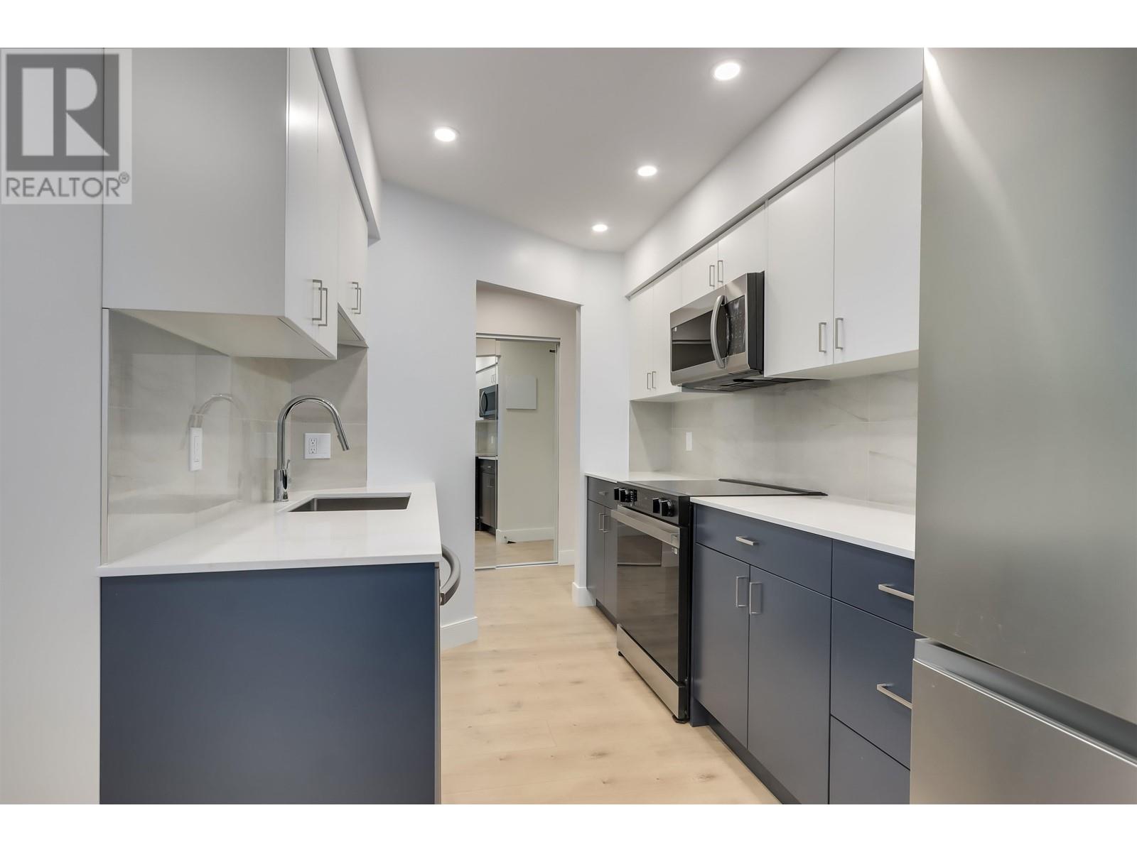 305 2910 Ontario Street, Vancouver, British Columbia  V5T 2Y6 - Photo 4 - R2999766