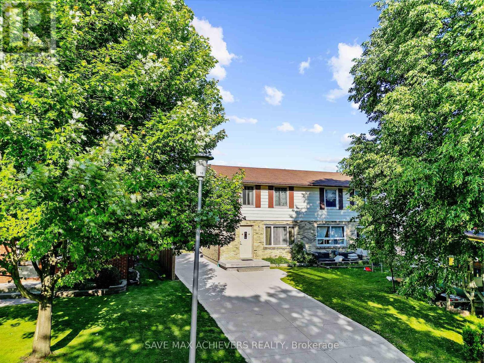 Photo 31 of 32 for 85 Kintail Crescent