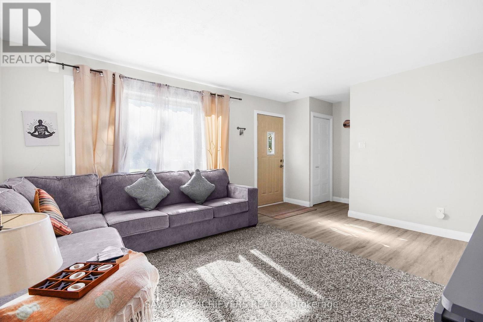 Photo 8 of 32 for 85 Kintail Crescent