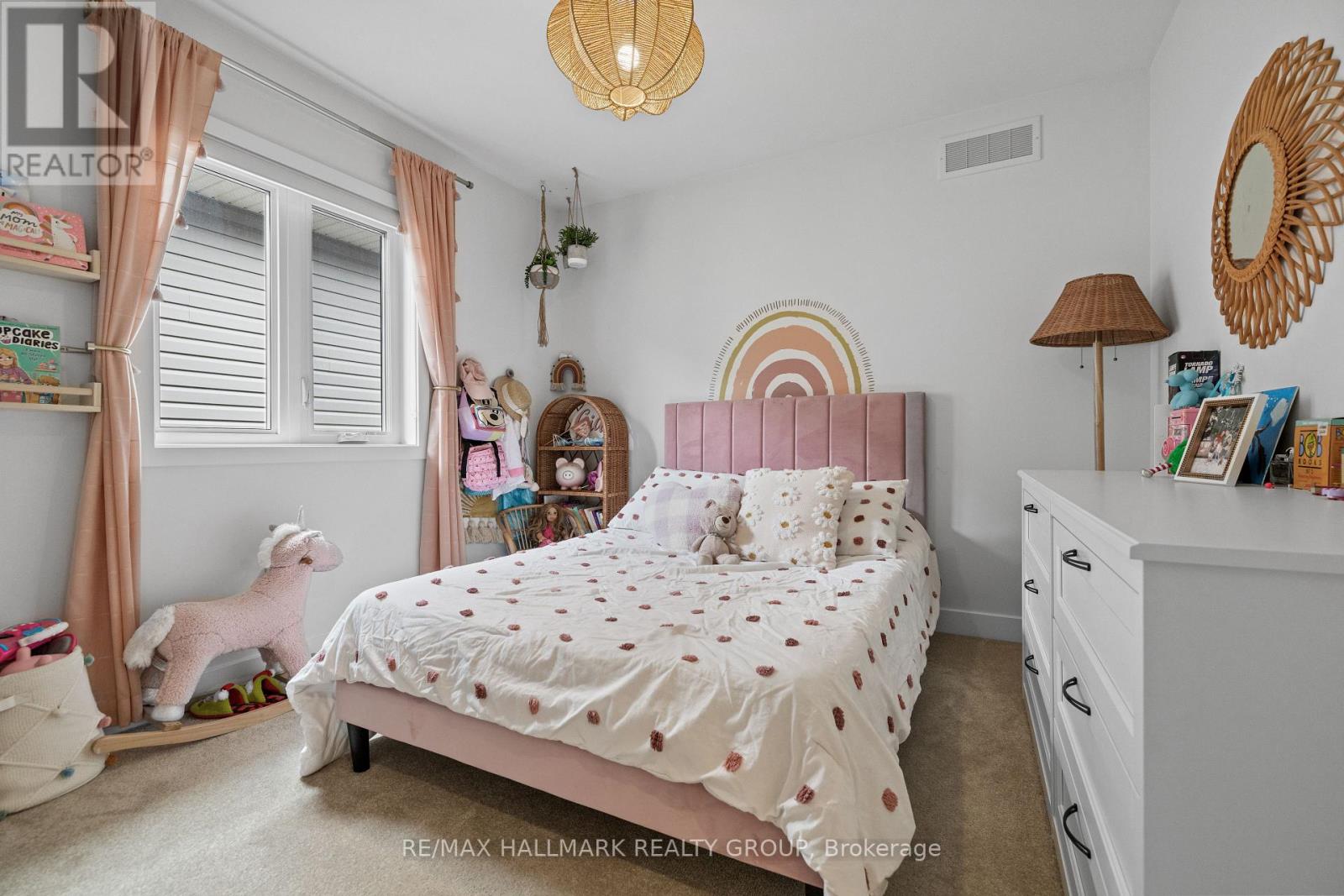 769 Wooler Place, Ottawa, Ontario  K1T 0T5 - Photo 30 - X12140516
