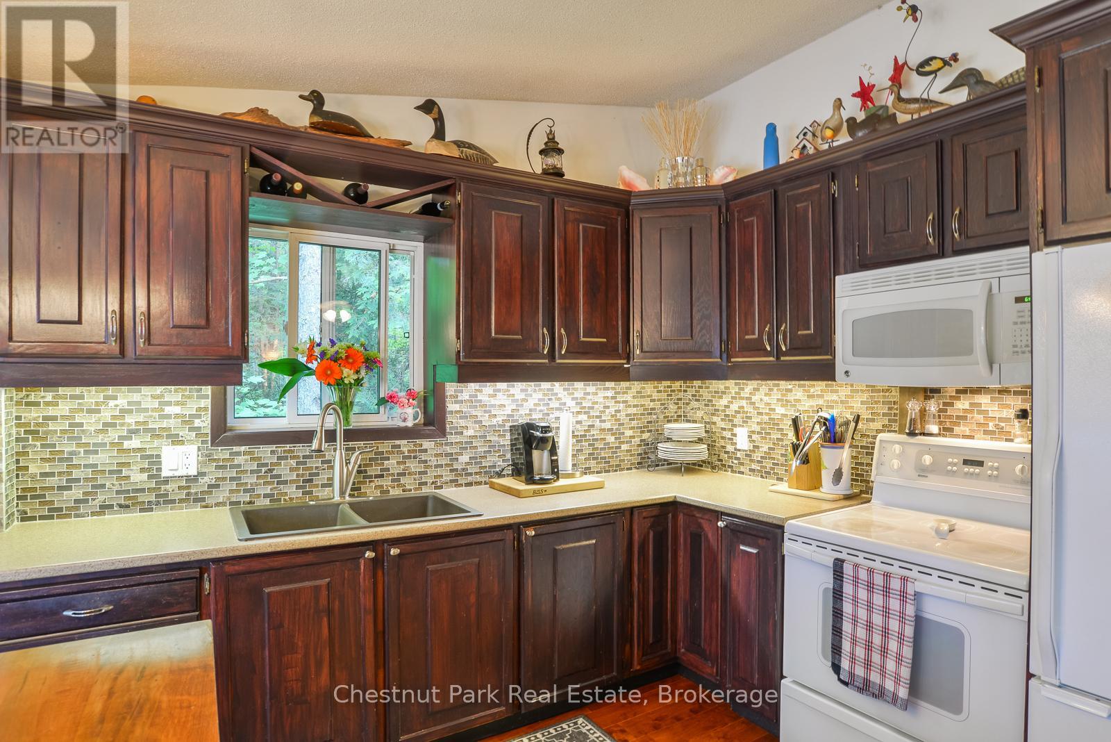 4 Island 21 Kl, Gravenhurst (Morrison), Ontario  P0E 1G0 - Photo 23 - X12140518