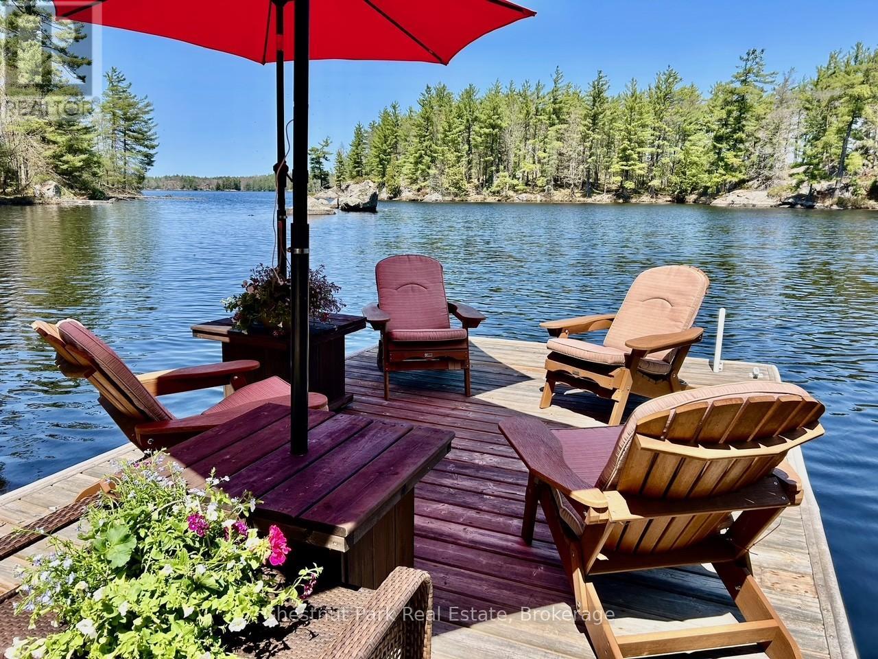 4 Island 21 Kl, Gravenhurst, Ontario P0E 1G0 - Photo 3 - X12140518
