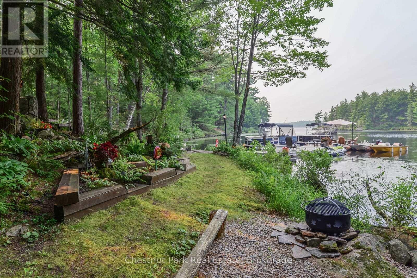 4 Island 21 Kl, Gravenhurst, Ontario P0E 1G0 - Photo 6 - X12140518