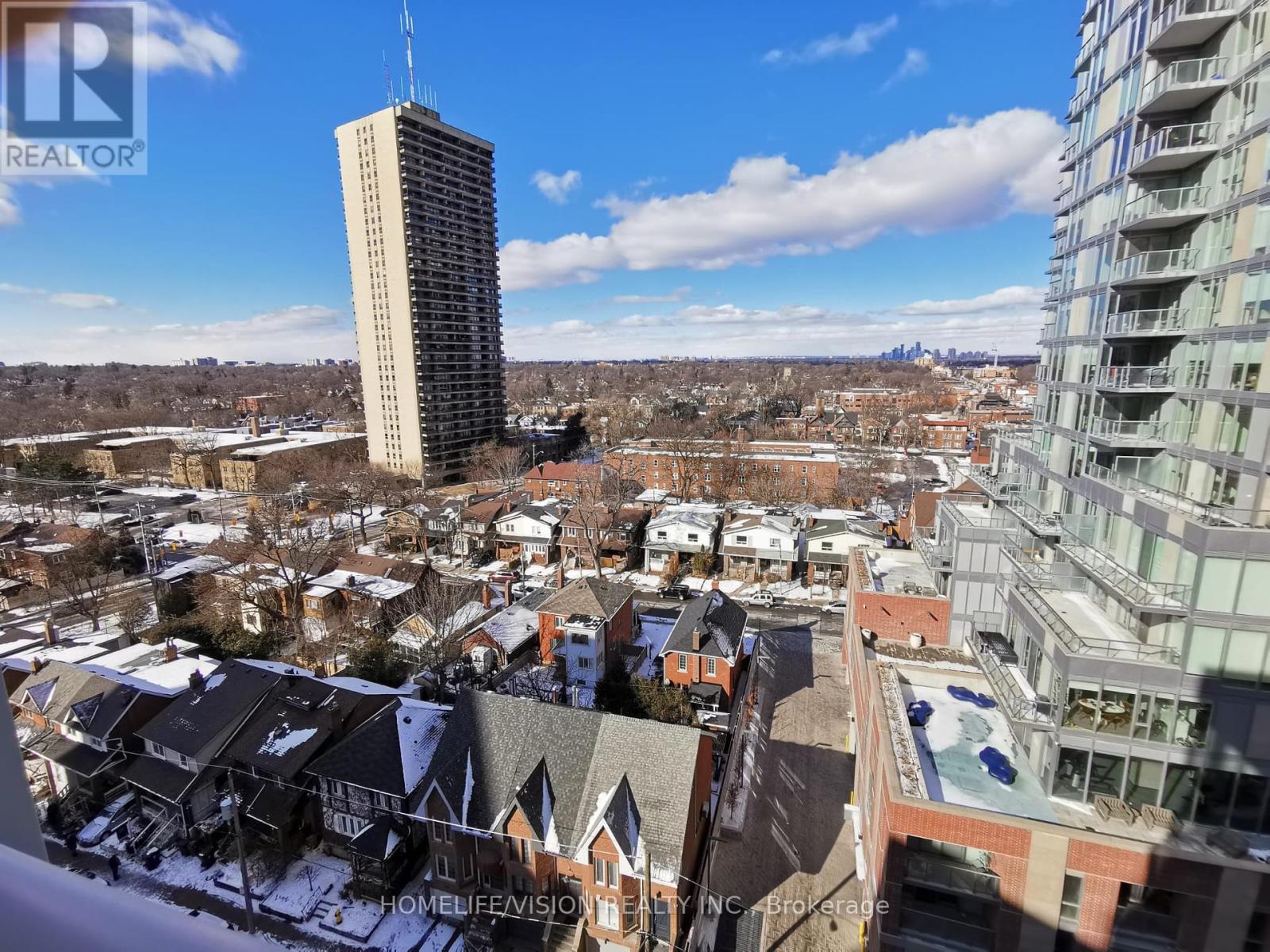 920 - 33 Helendale Avenue, Toronto, Ontario  M4R 1C5 - Photo 8 - C12140520