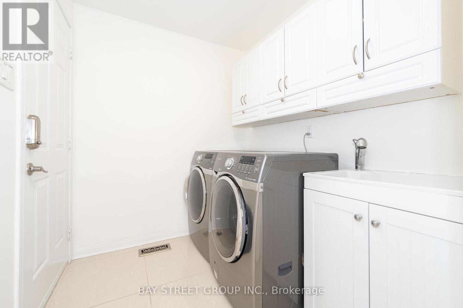 68 Sapphire Drive, Richmond Hill, Ontario  L4S 2E6 - Photo 44 - N12140527