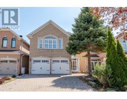 68 SAPPHIRE DRIVE, Richmond Hill, Ontario