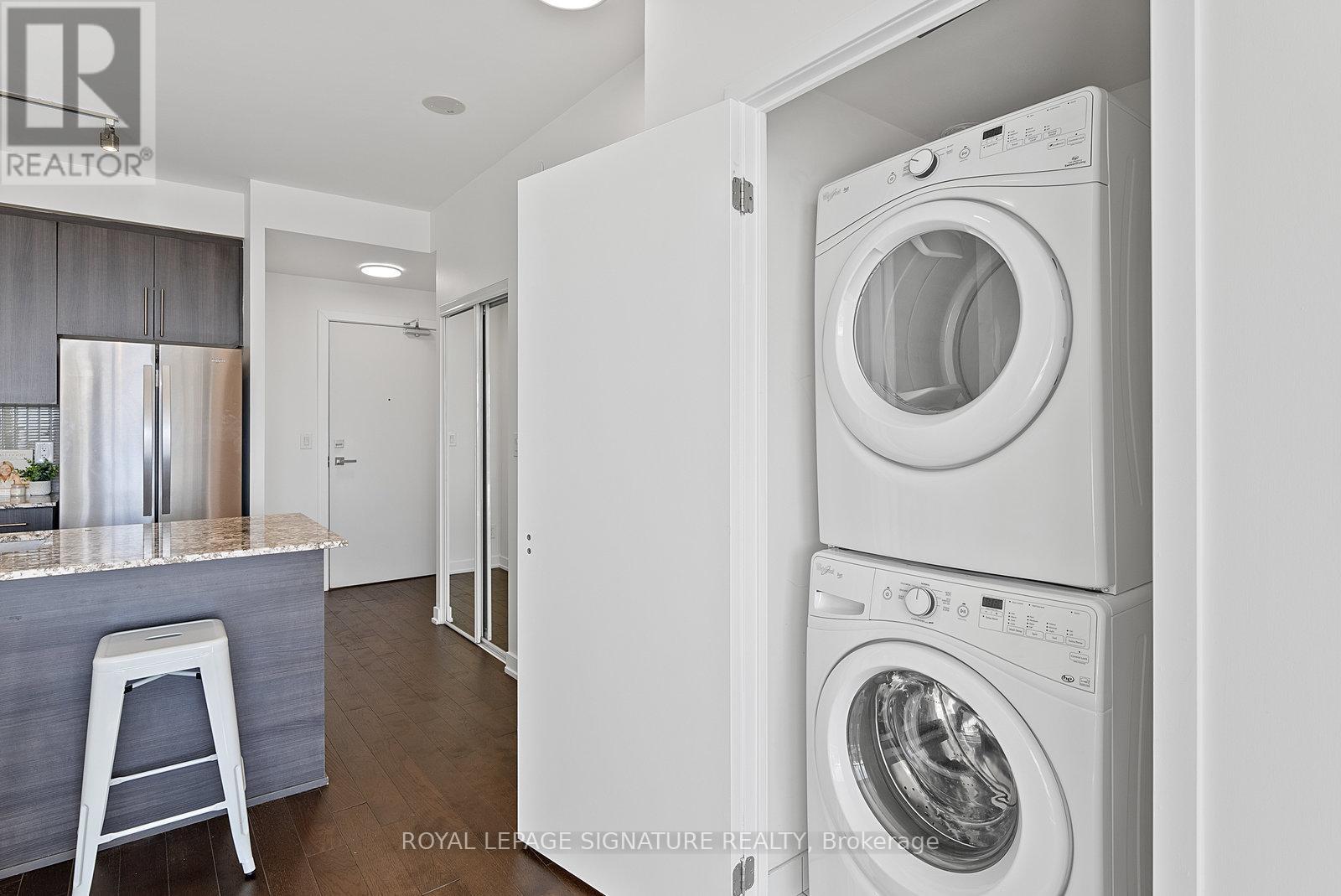 4103 - 510 Curran Place, Mississauga (City Centre), Ontario  L5B 0J8 - Photo 12 - W12140526