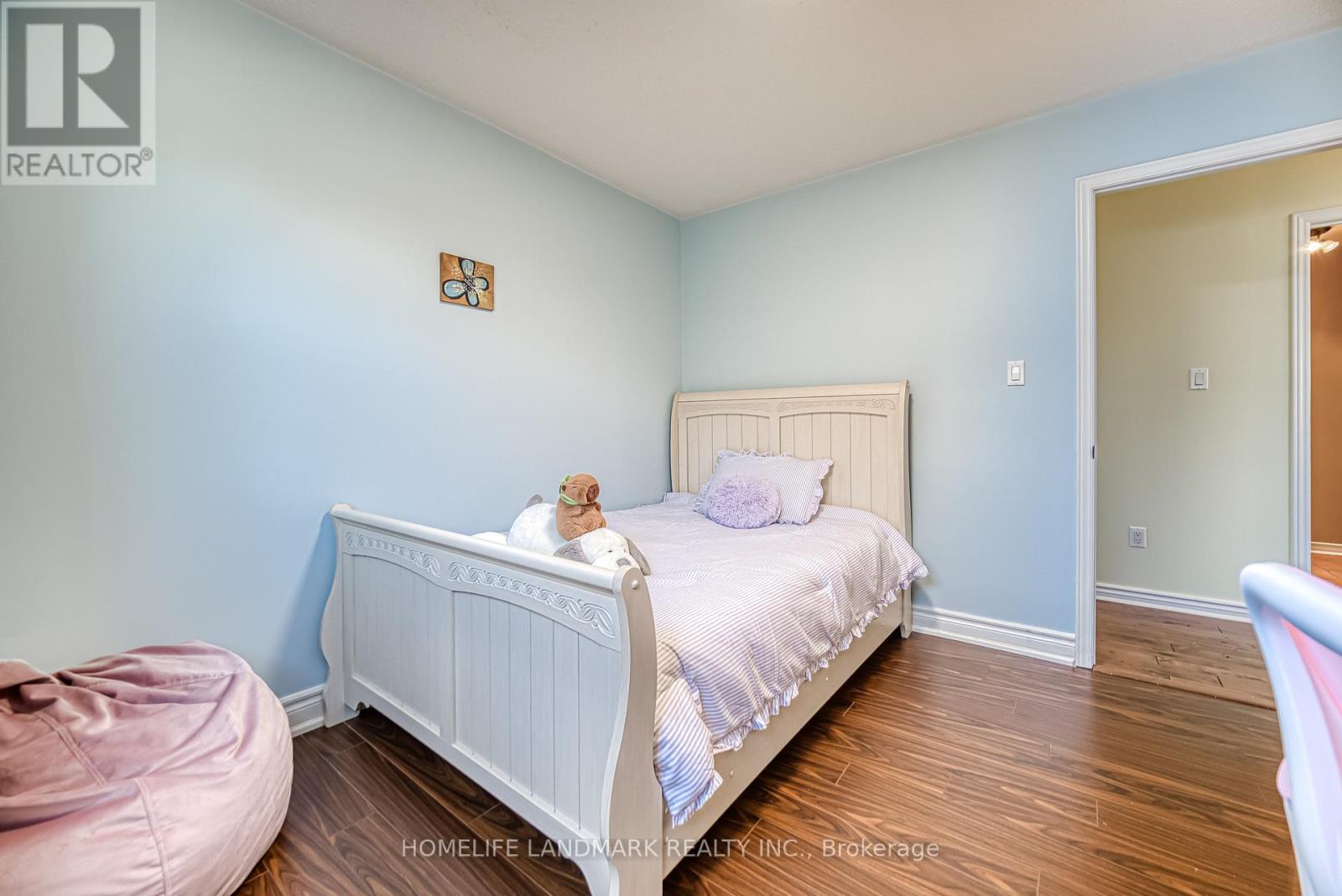 5301 Middlebury Drive, Mississauga, Ontario  L5M 5E5 - Photo 32 - W12140545