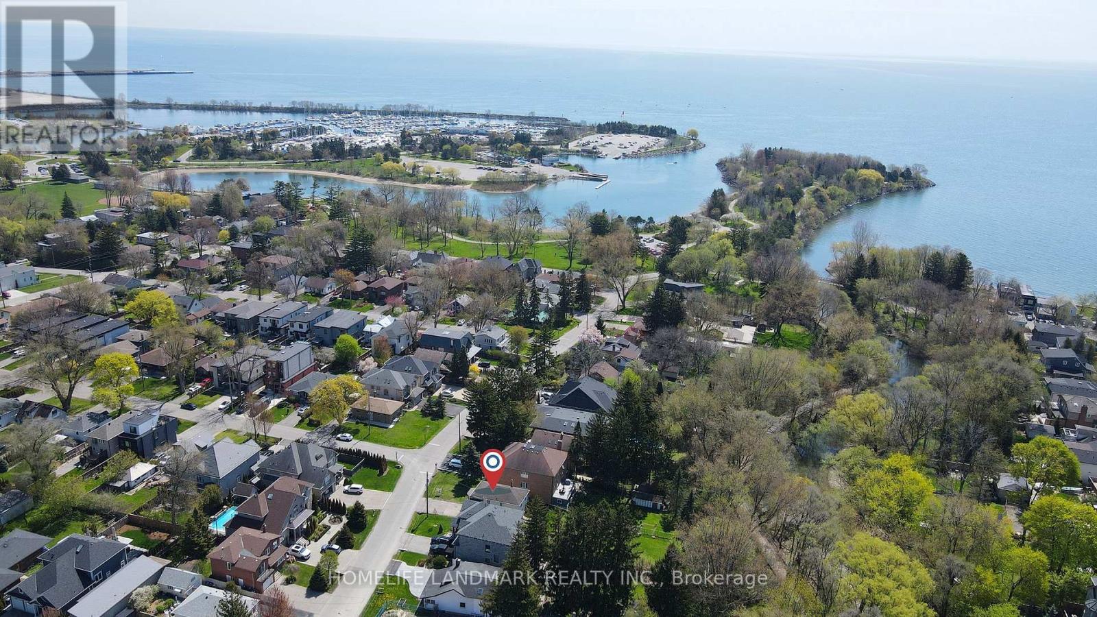 928 HAMPTON CRESCENT, Mississauga, Ontario