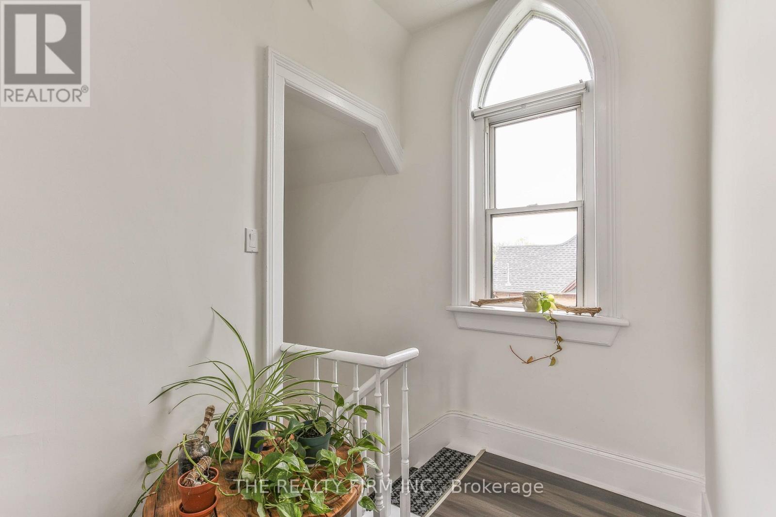 12 Weldon Avenue, St. Thomas, Ontario  N5P 1J6 - Photo 6 - X12140567