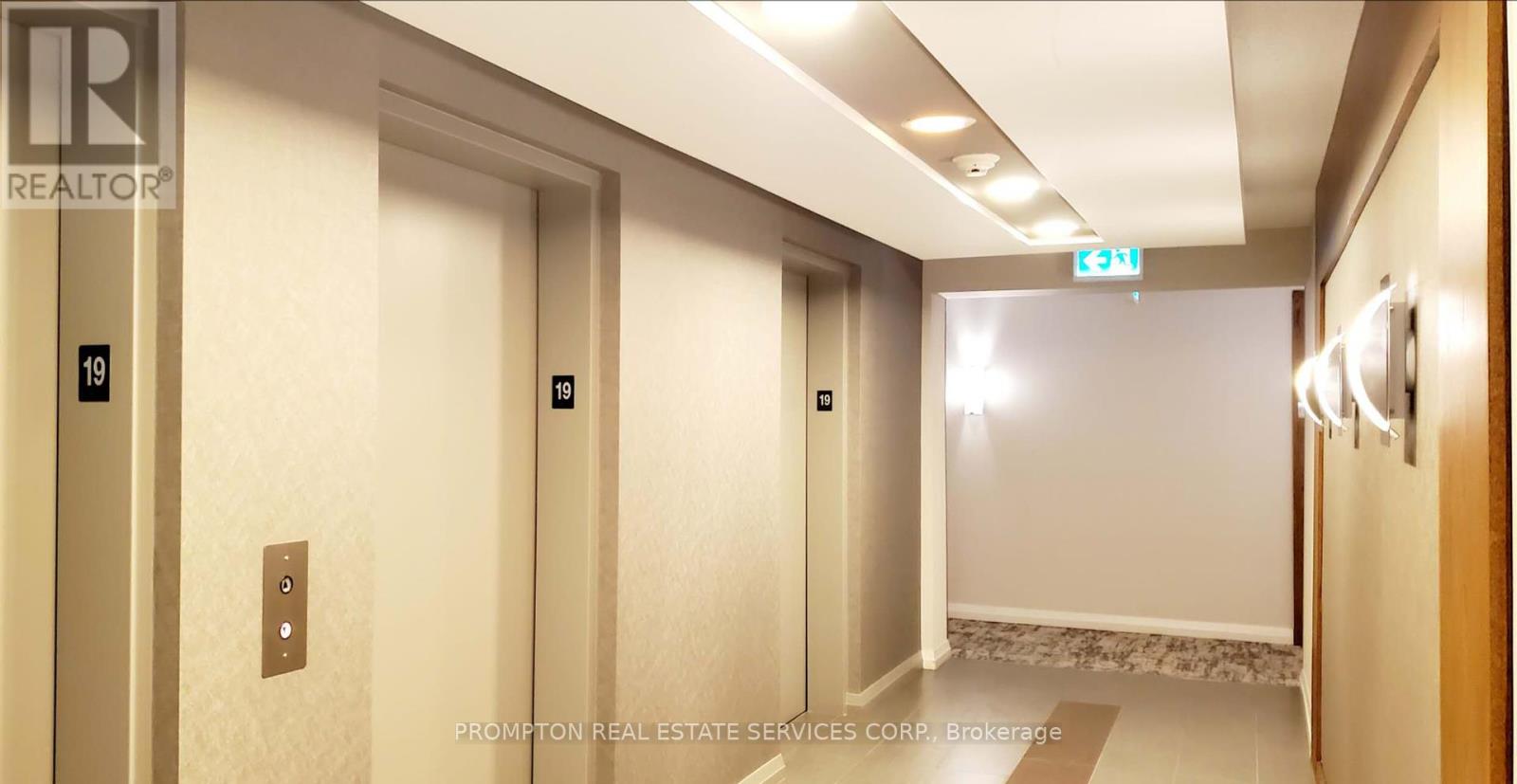 1913 - 763 Bay Street, Toronto, Ontario  M5G 2R3 - Photo 5 - C12140562