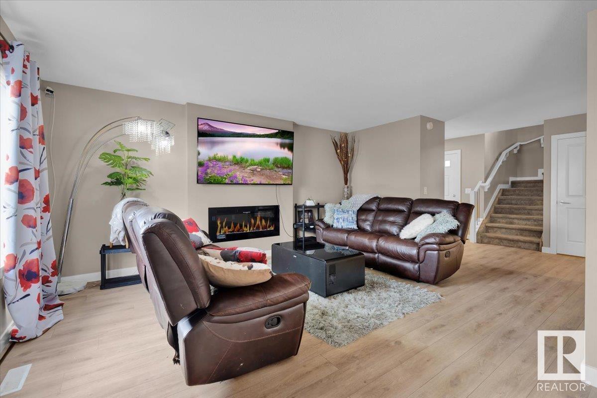 424 40 Av Nw, Edmonton, Alberta  T6T 2G3 - Photo 7 - E4435024