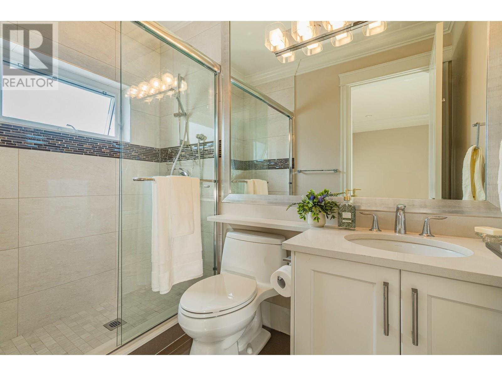 9191 OAKMOND ROAD, Richmond real estate listing R3000433 for sale