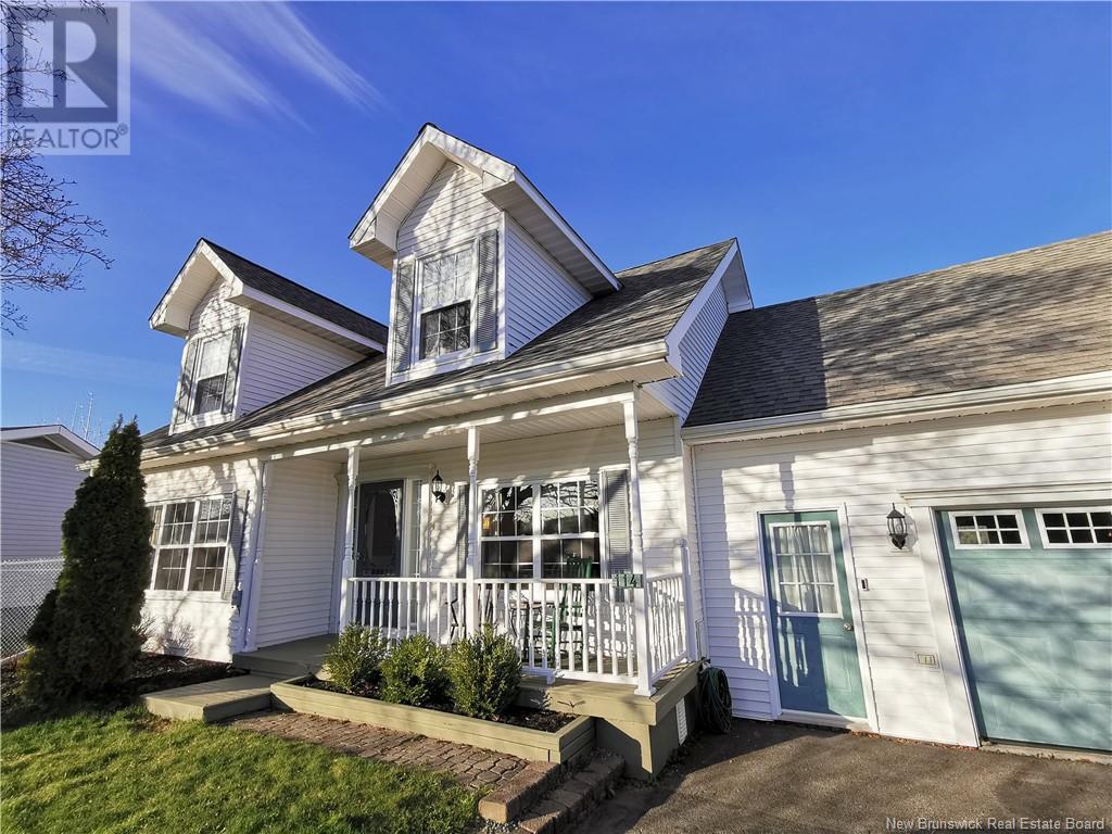 Property at 114 McLaren Lane image 3