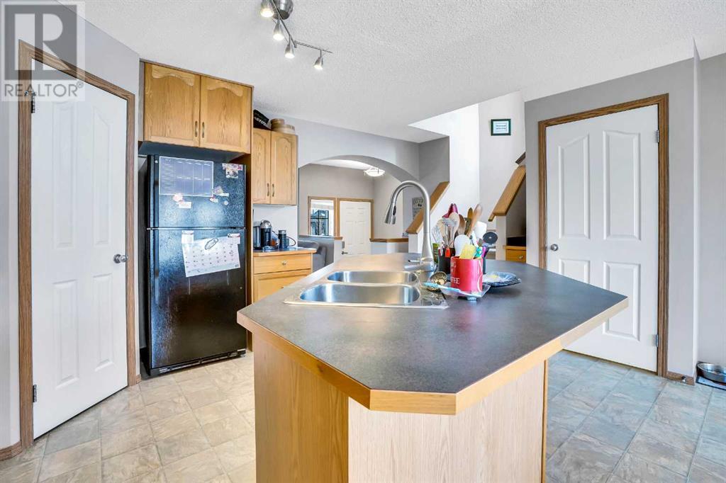 8 Covecreek Close Ne, Calgary, Alberta  T3K 0J5 - Photo 20 - A2199675