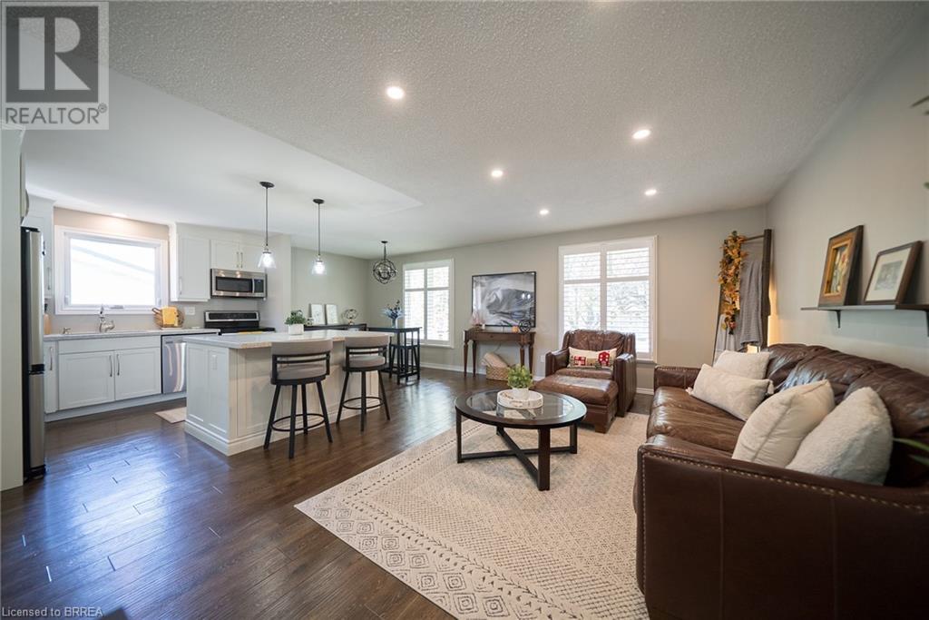 10 Myrtleville Drive, Brantford, Ontario  N3V 1B8 - Photo 6 - 40725198