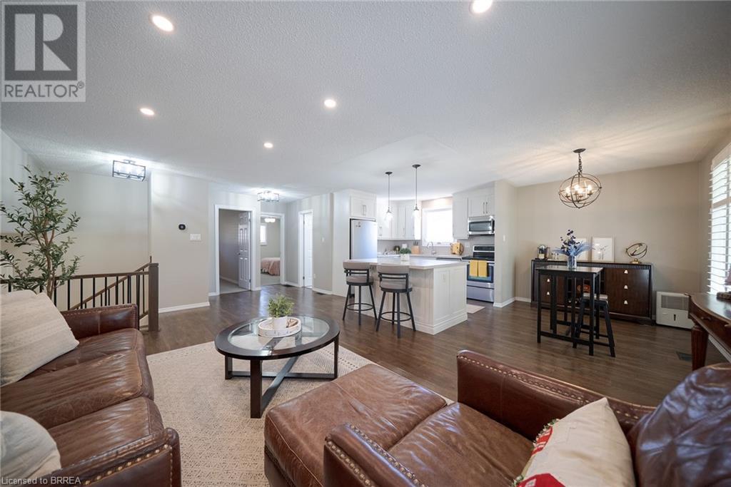 10 Myrtleville Drive, Brantford, Ontario  N3V 1B8 - Photo 7 - 40725198
