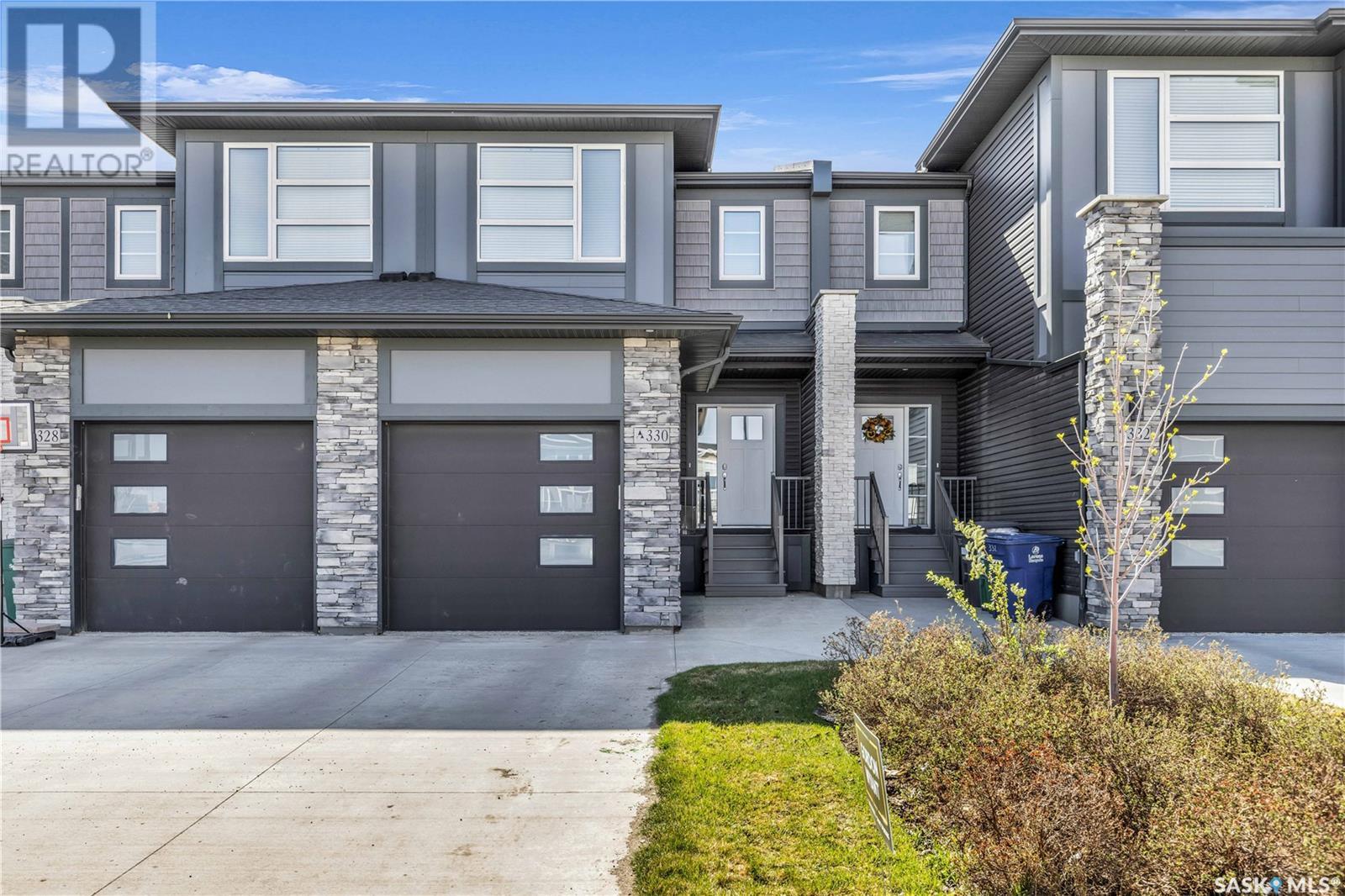 330 Brighton GATE, Saskatoon, Saskatchewan