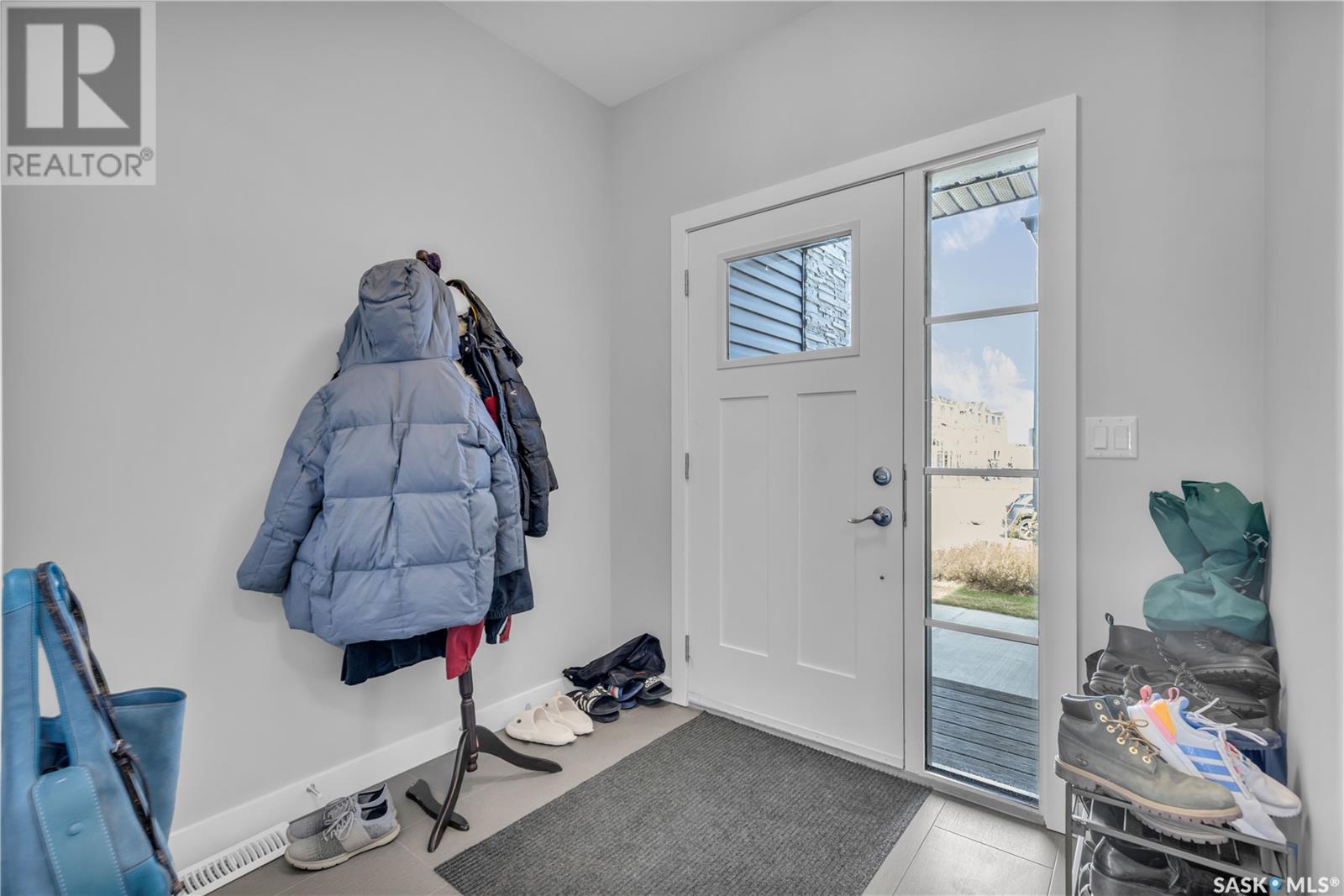 Property at 330 Brighton GATE image 5