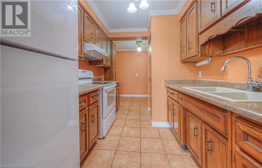 400 Champlain Boulevard Unit# 406, Cambridge, Ontario  N1R 7J6 - Photo 16 - 40726019