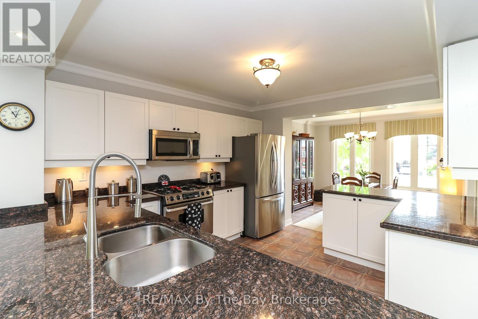 10 Masters Lane, Wasaga Beach, Ontario  L9Z 1S9 - Photo 22 - S12140606