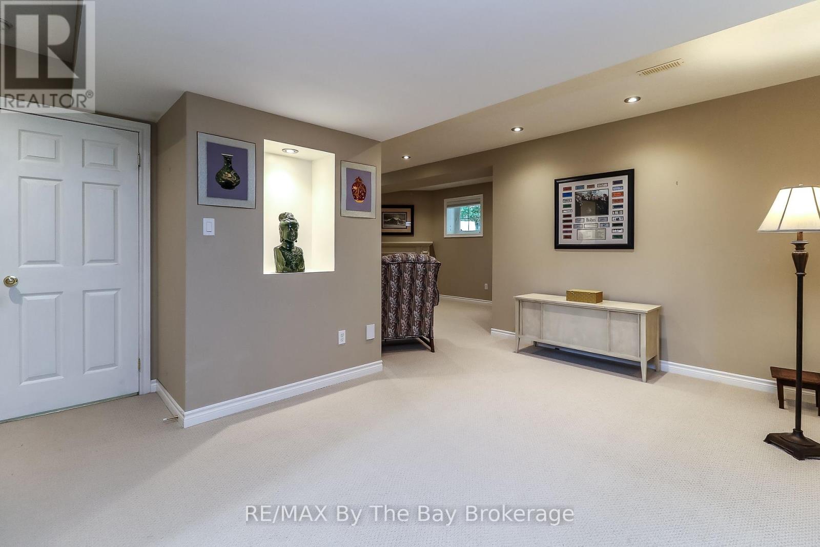 10 Masters Lane, Wasaga Beach, Ontario  L9Z 1S9 - Photo 44 - S12140606