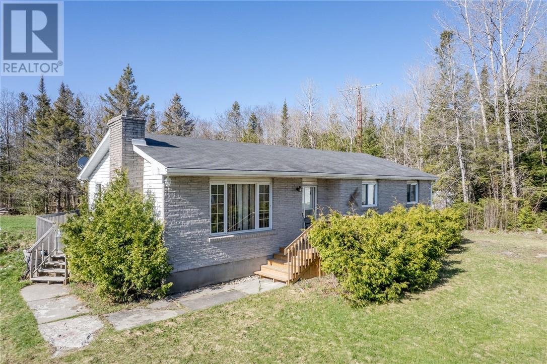 2605 Government Road, Providence Bay, Ontario  P0P 1T0 - Photo 1 - 2122101