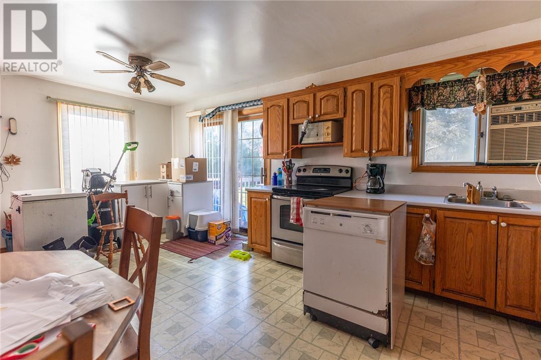 2605 Government Road, Providence Bay, Ontario  P0P 1T0 - Photo 11 - 2122101