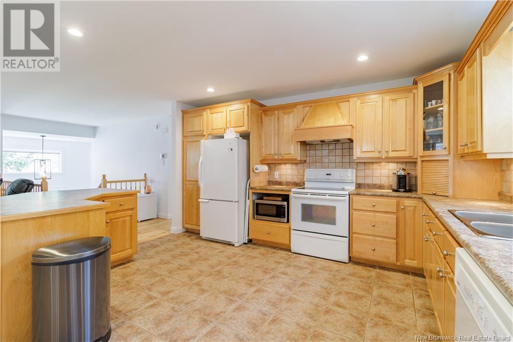 Property at 73 Mataya Drive image 4