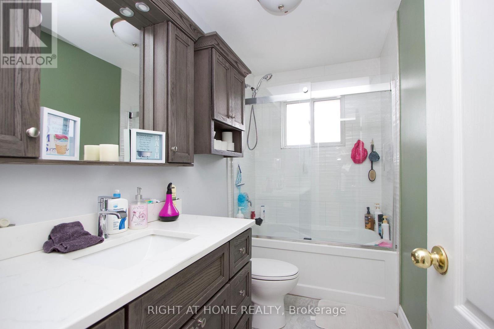 344 Kensington Crescent, Oshawa, Ontario  L1G 7S5 - Photo 15 - E12140574