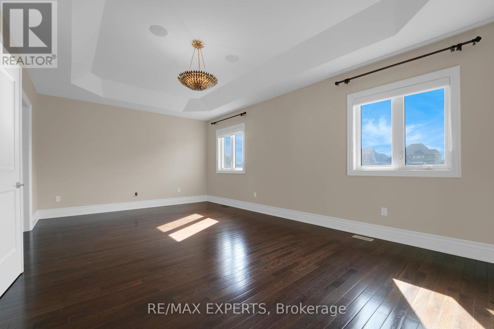 52 Skyline Trail, King, Ontario  L7B 1N1 - Photo 25 - N12037627